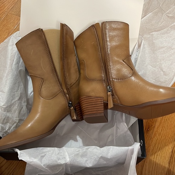 Naturalizer Gaby Western Boot - Picture 8 of 14